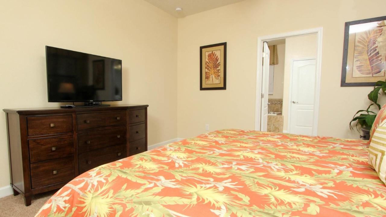 Champions Gate - 7 Bed 5 Baths Davenport