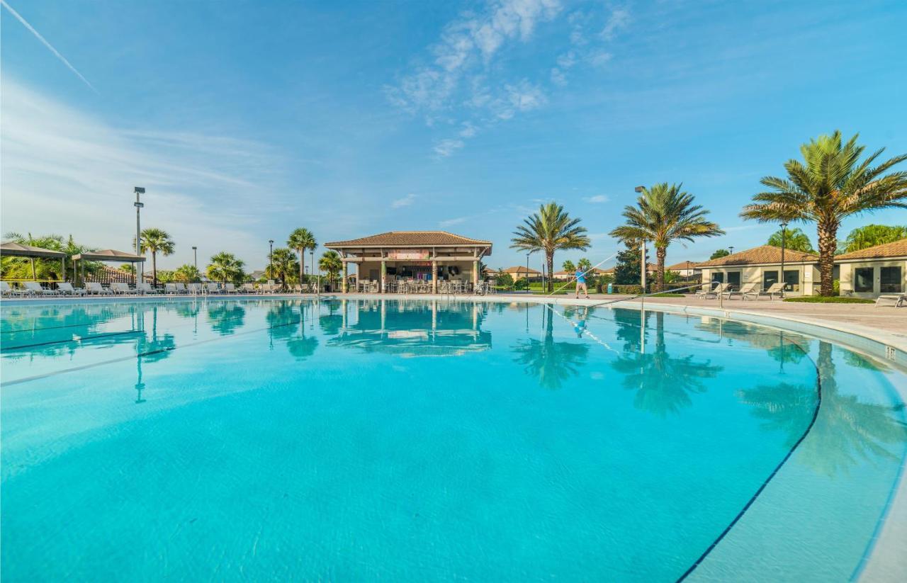 Champions Gate - 7 Bed 5 Baths * Davenport