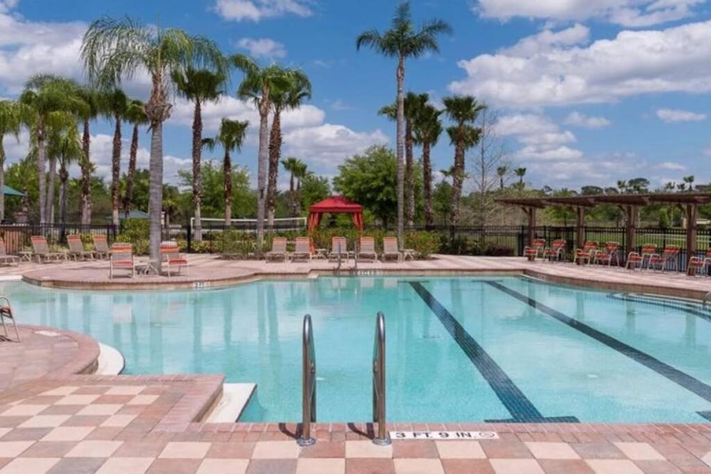 Holiday home Family Home, Pool, Spa, Great View, Gated -321 *