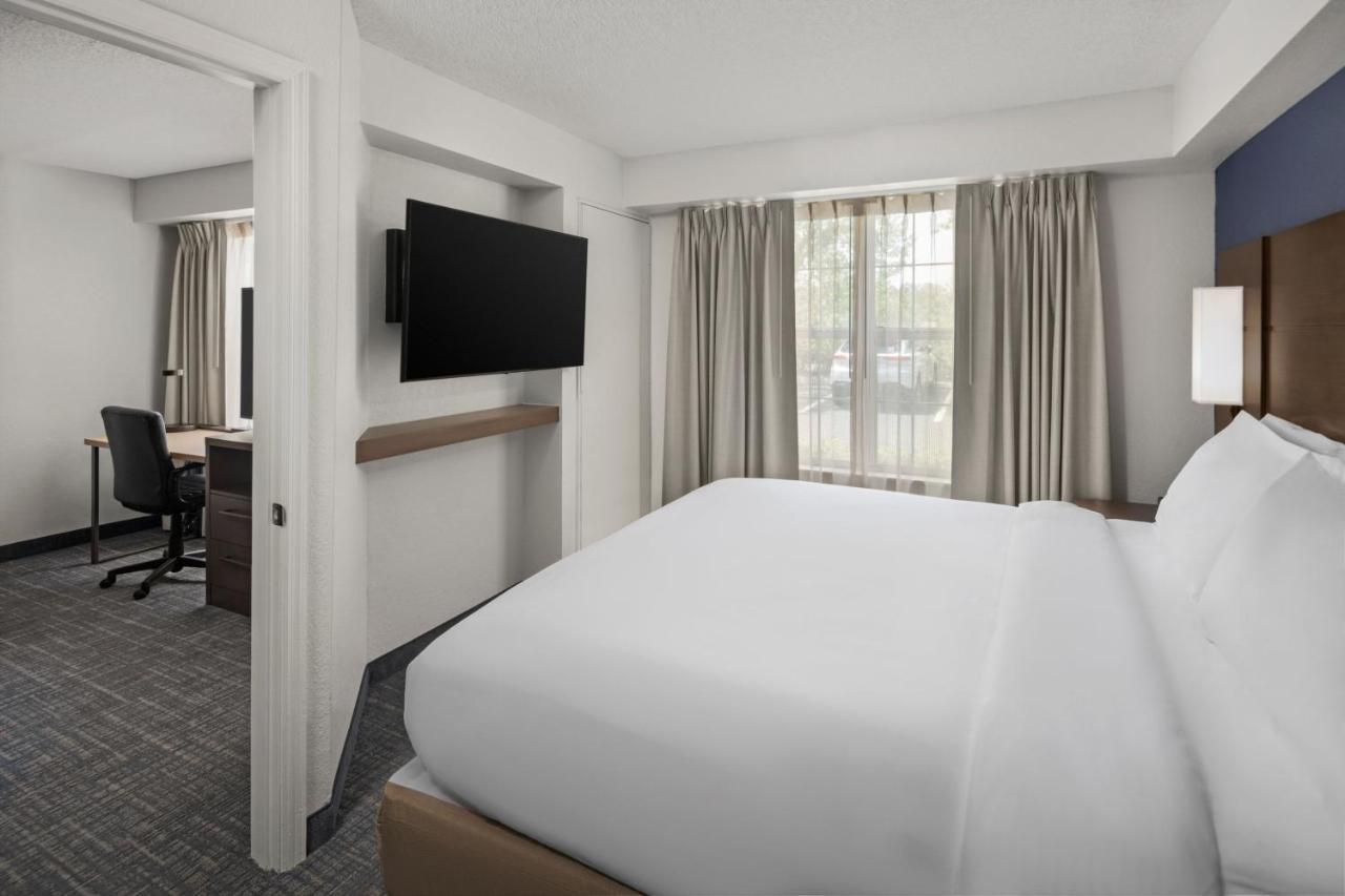 By Marriott Orlando East/ucf Area 3*