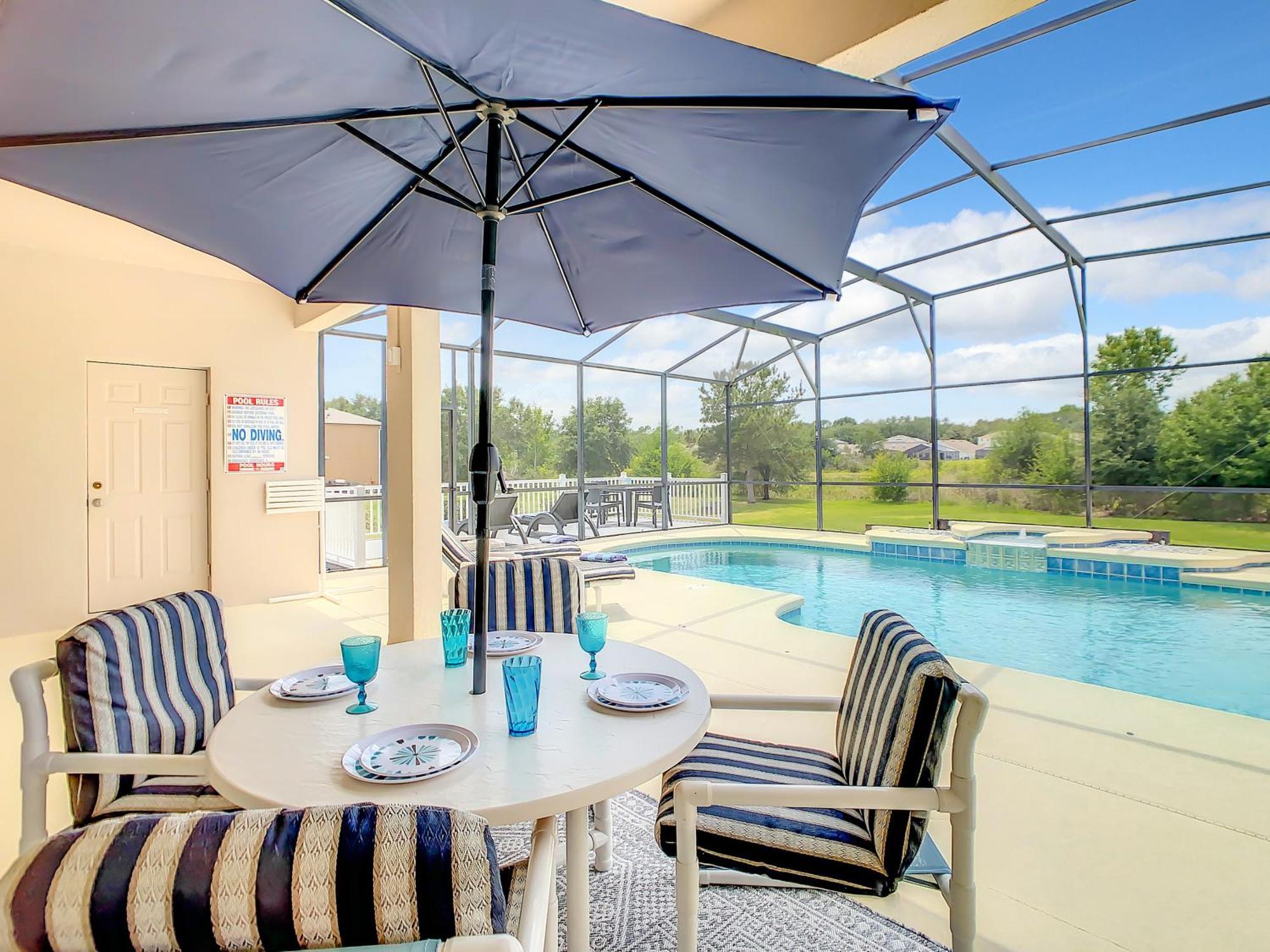 Extended Sun Deck With Private Pool In Gated Quiet Community * Davenport