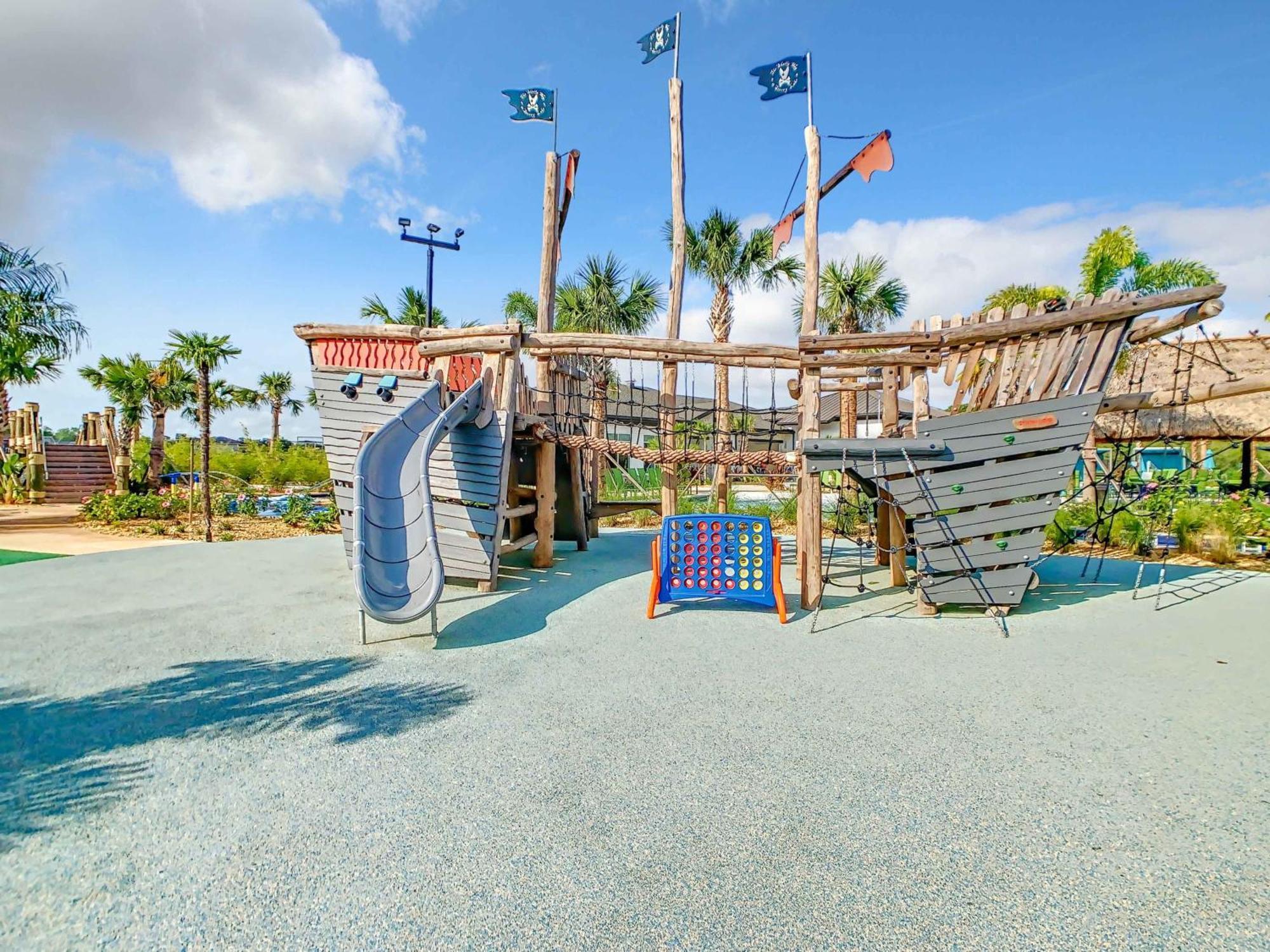 Peaceful 4br Th With Waterpark & Private Pool *