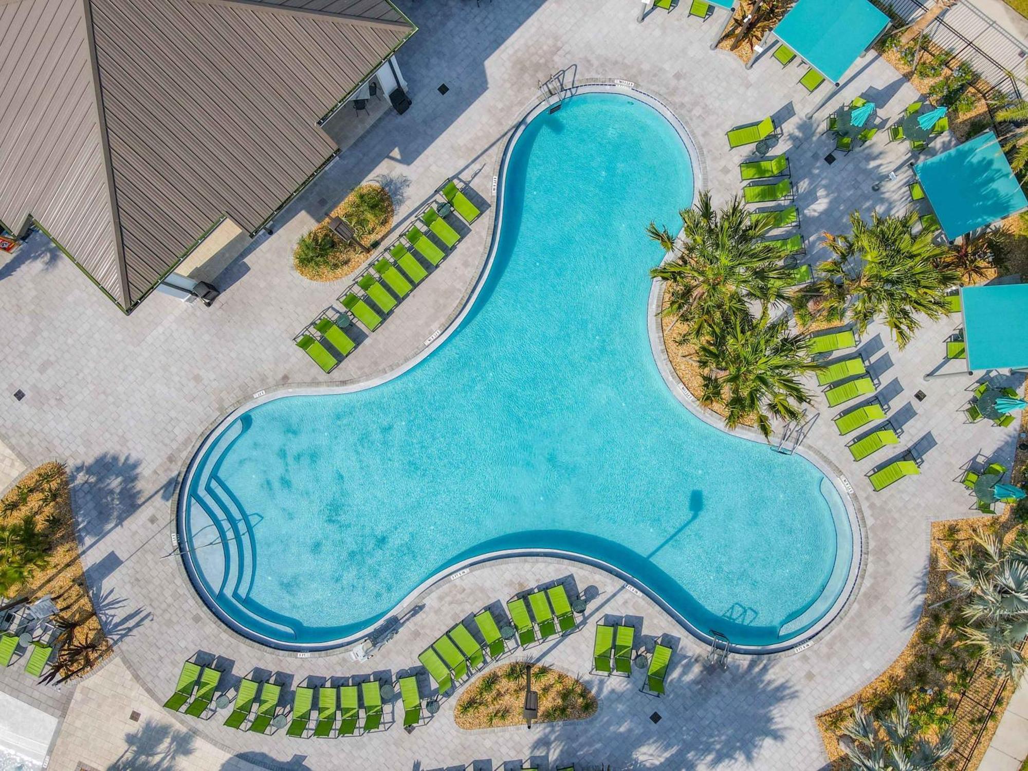 Peaceful 4br Th With Waterpark & Private Pool * Kissimmee