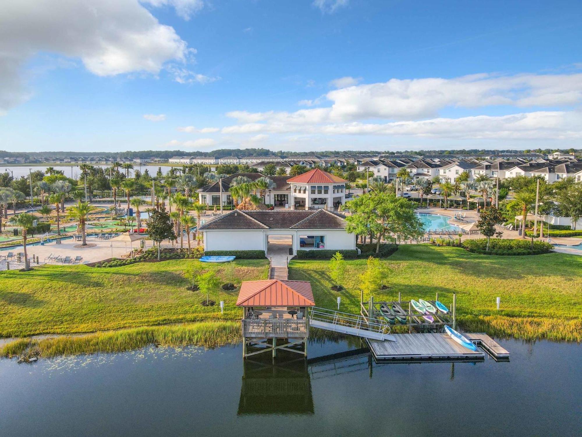 Holiday home Peaceful 4br Th With Waterpark & Private Pool