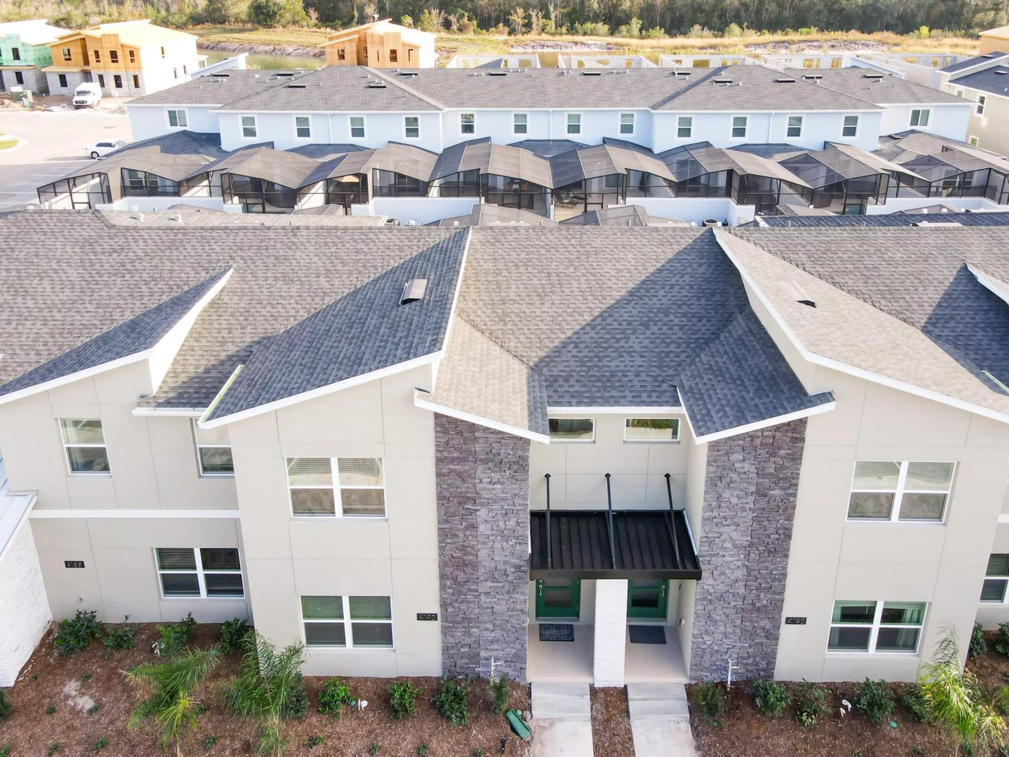 Peaceful 4br Th With Waterpark & Private Pool Kissimmee