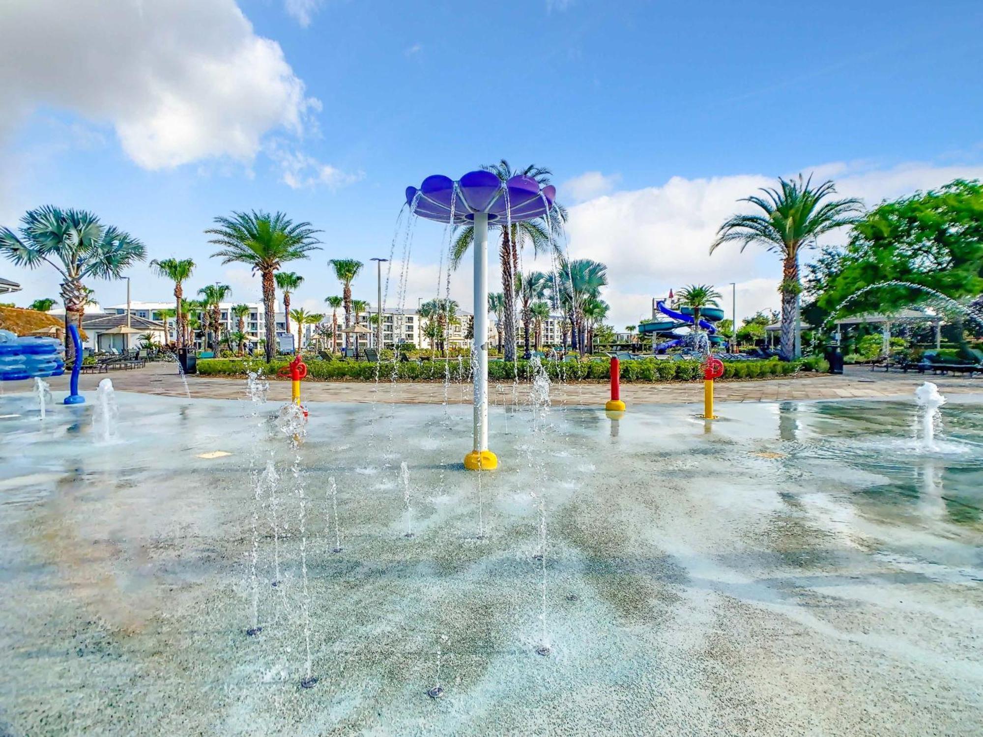 Peaceful 4br Th With Waterpark & Private Pool Kissimmee