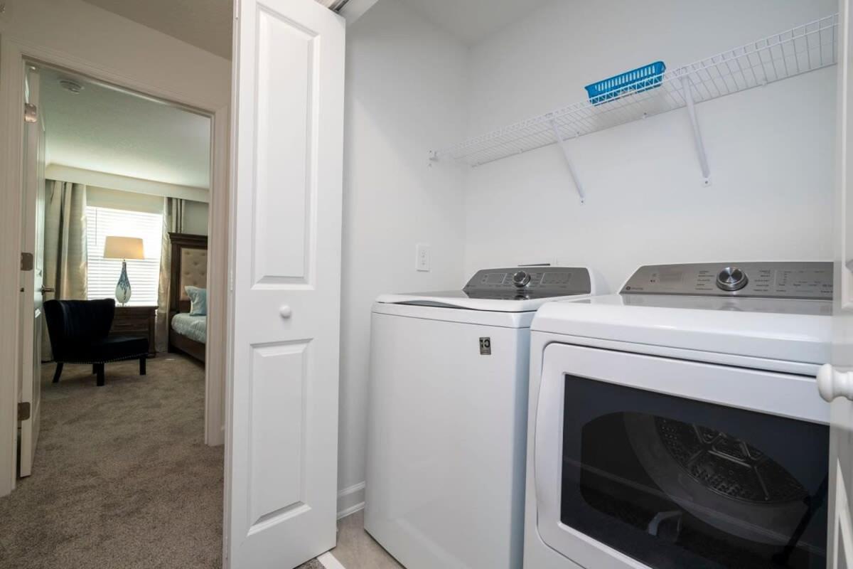 Gorgeous 4bd With Pool At Storey 4475 Holiday home *