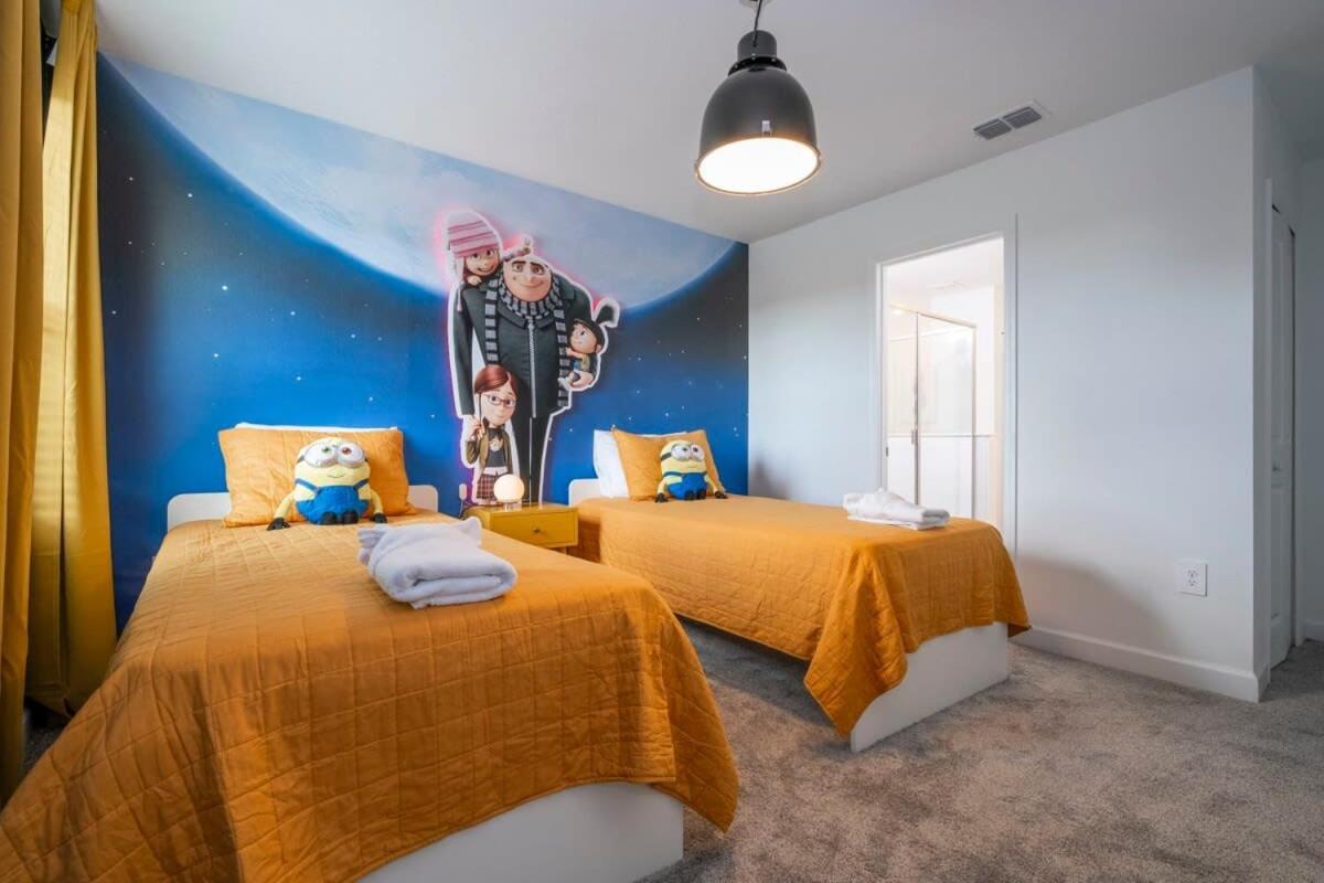 Gorgeous 9bd With Pool And Gameroom At Champions Gate 9088