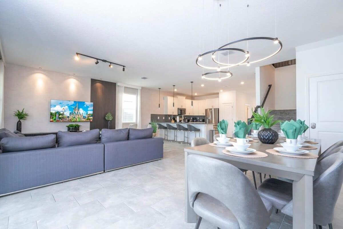 Holiday home Gorgeous 9bd With Pool And Gameroom At Champions Gate 9088