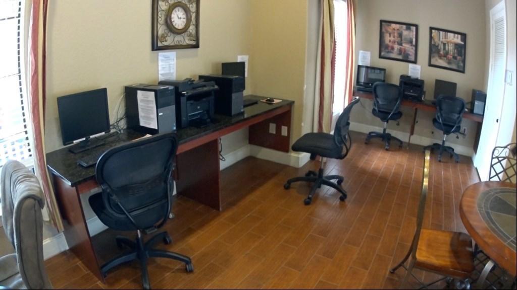 Charo Parkway Apartment 211