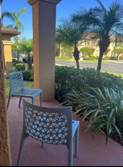 At Regal Palms-4 Bedroom3.5 Bath Townhouse Apartment