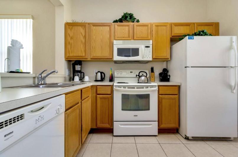 At Regal Palms-4 Bedroom3.5 Bath Townhouse * Davenport