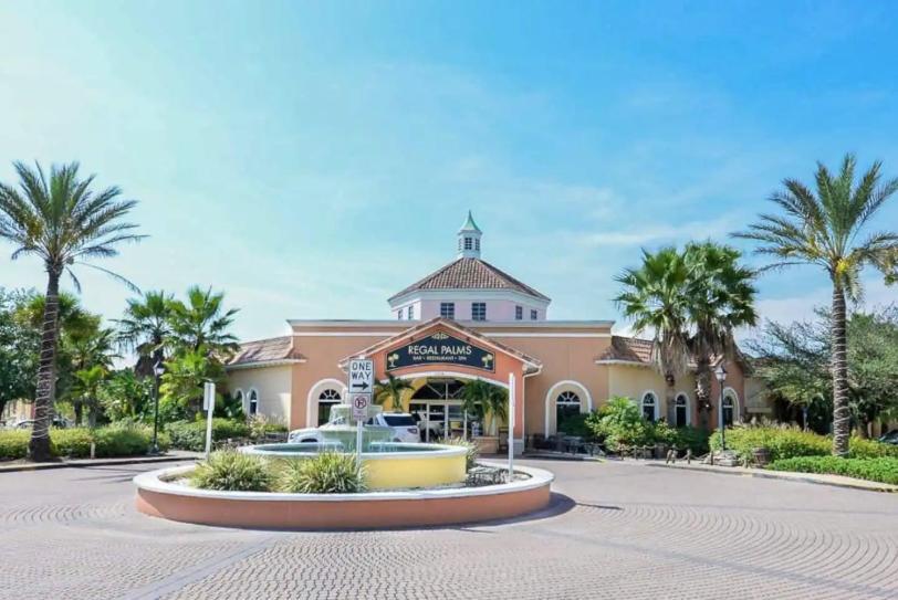 At Regal Palms-4 Bedroom3.5 Bath Townhouse Davenport