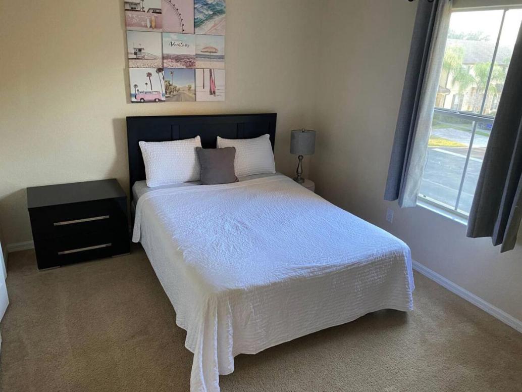 At Regal Palms-4 Bedroom3.5 Bath Townhouse