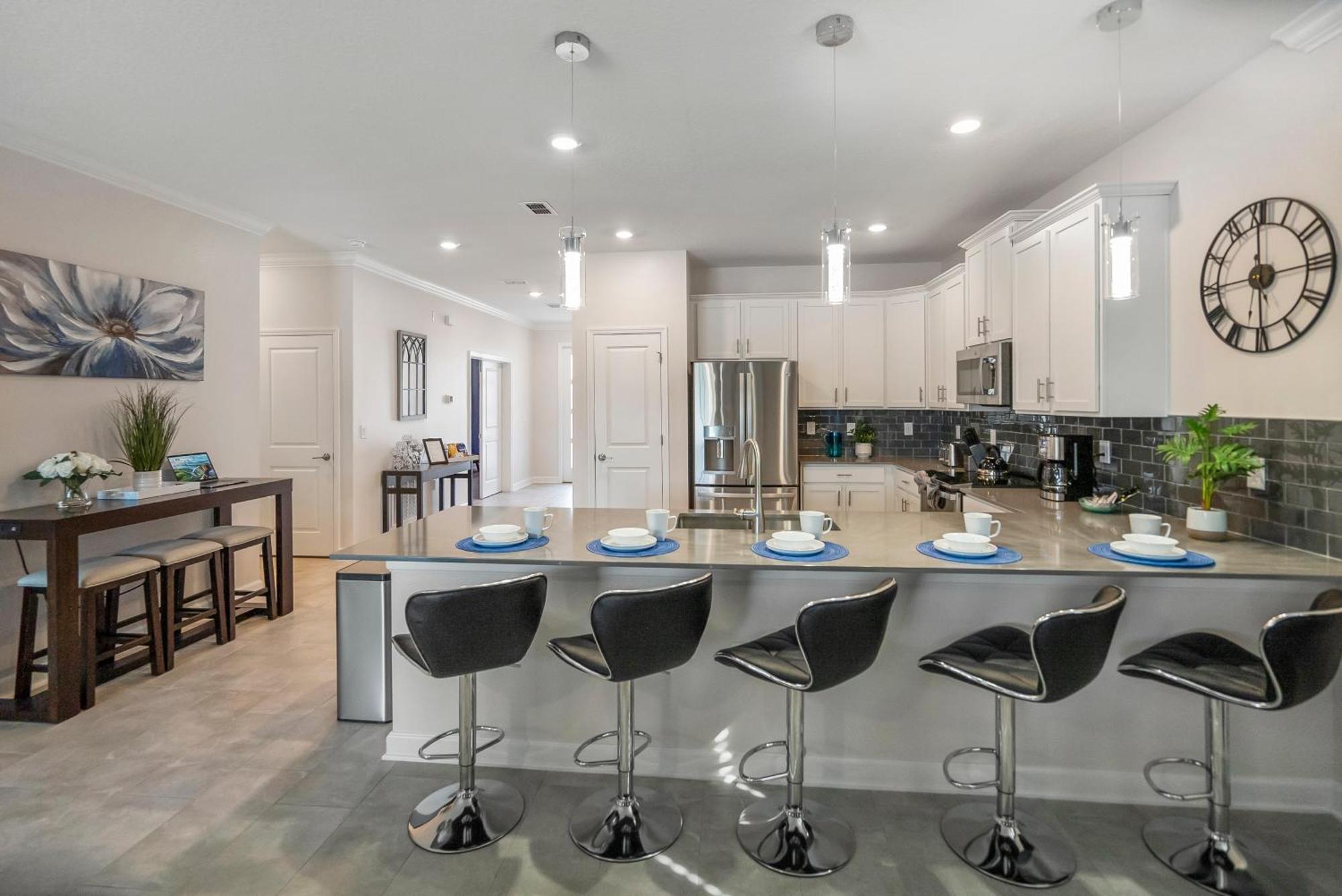 Luxury View 9-bedroom @storey Villa Kissimmee