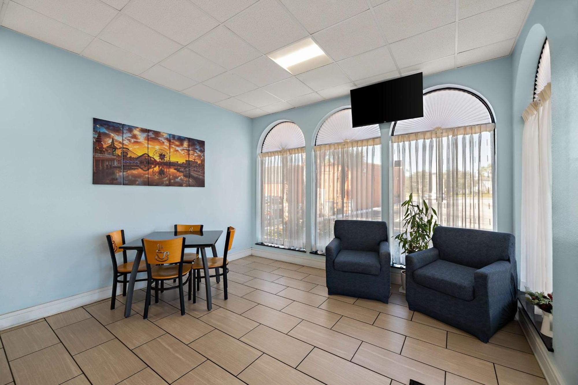 Hotel Surestay By Best Western Clermont Theme Park West 3*