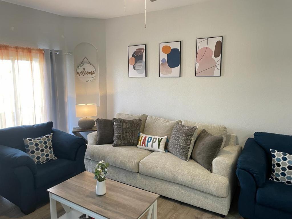 Cozy Stylish Townhome Holiday home Davenport
