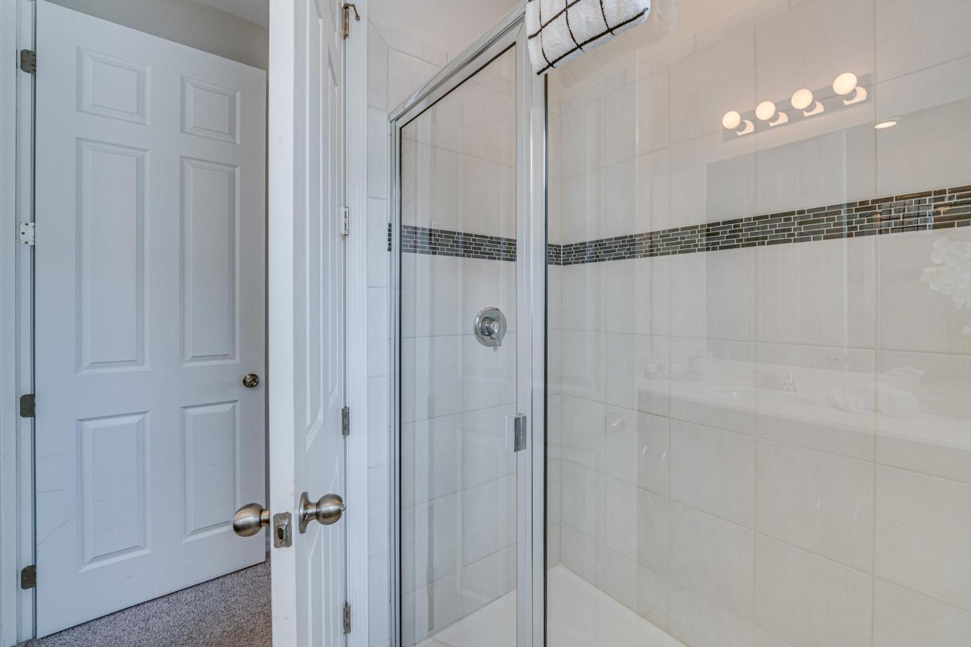 Spacious With Heated Pool About 8 Mi To Disney! Villa *