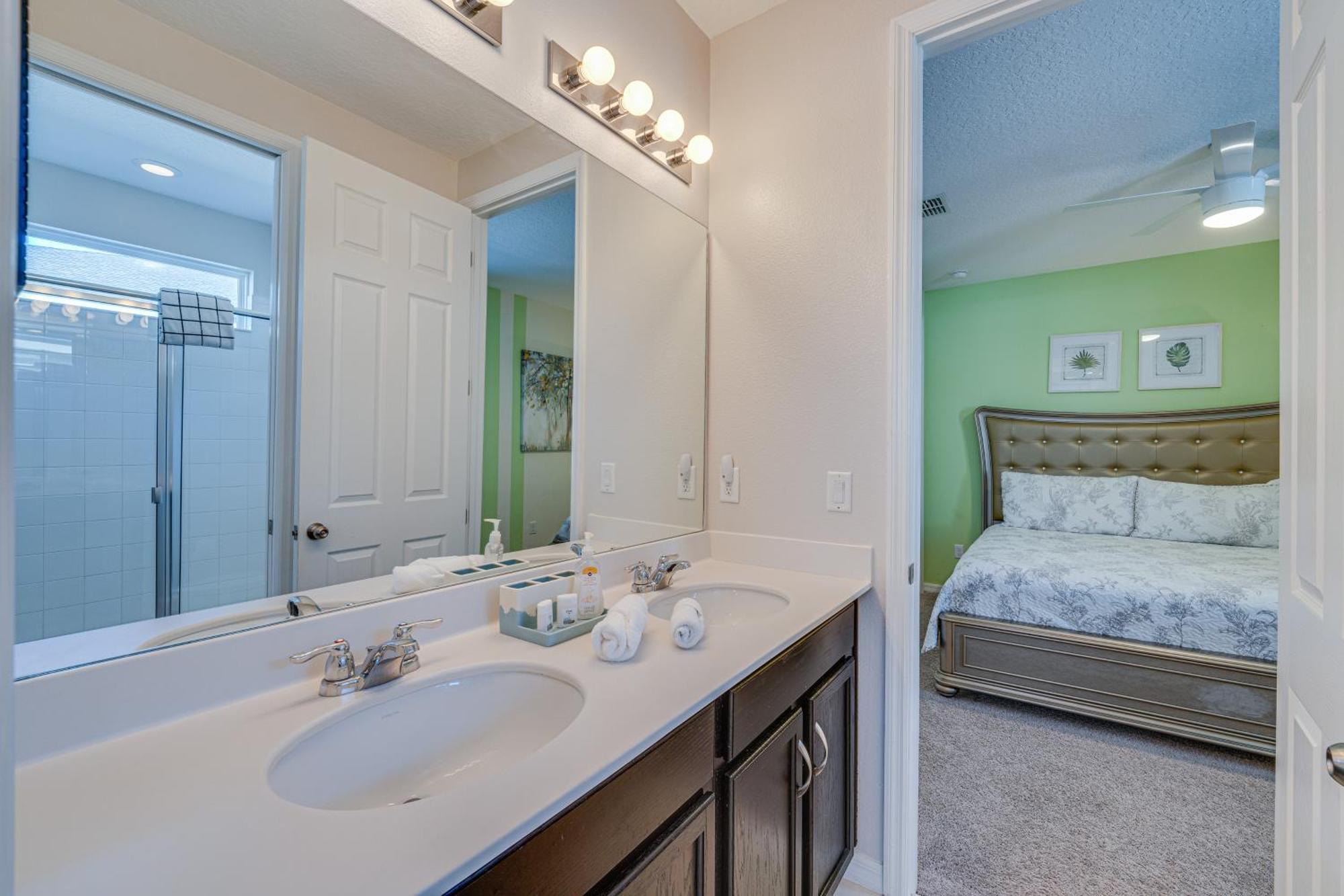 Villa Spacious With Heated Pool About 8 Mi To Disney! *