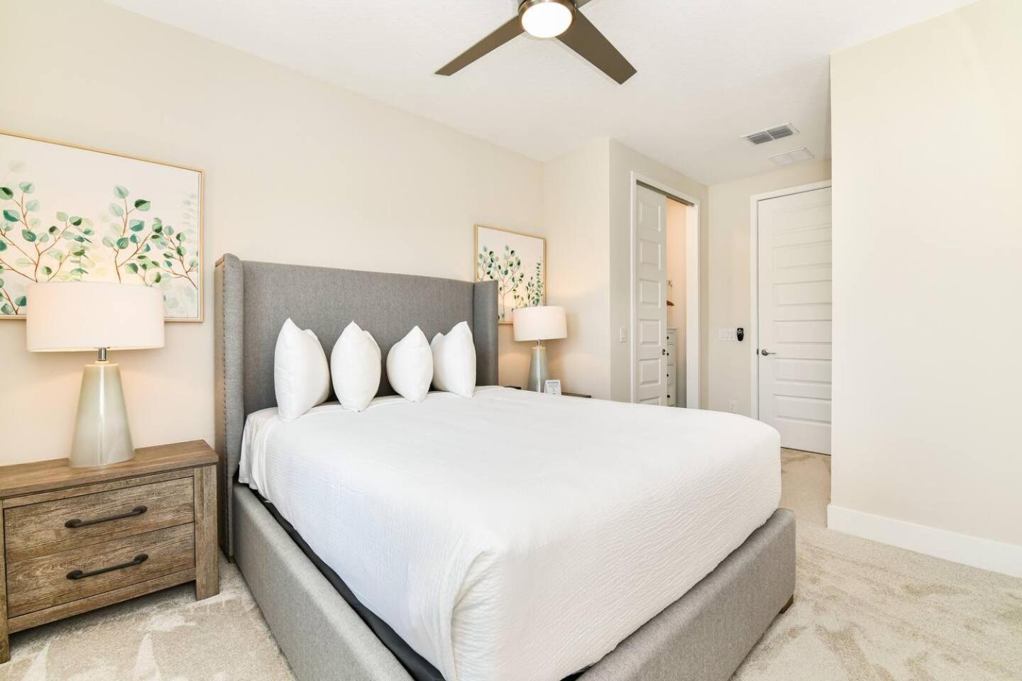 Cozy 3 Bedroom Townhouse Near W/ Patio * Kissimmee