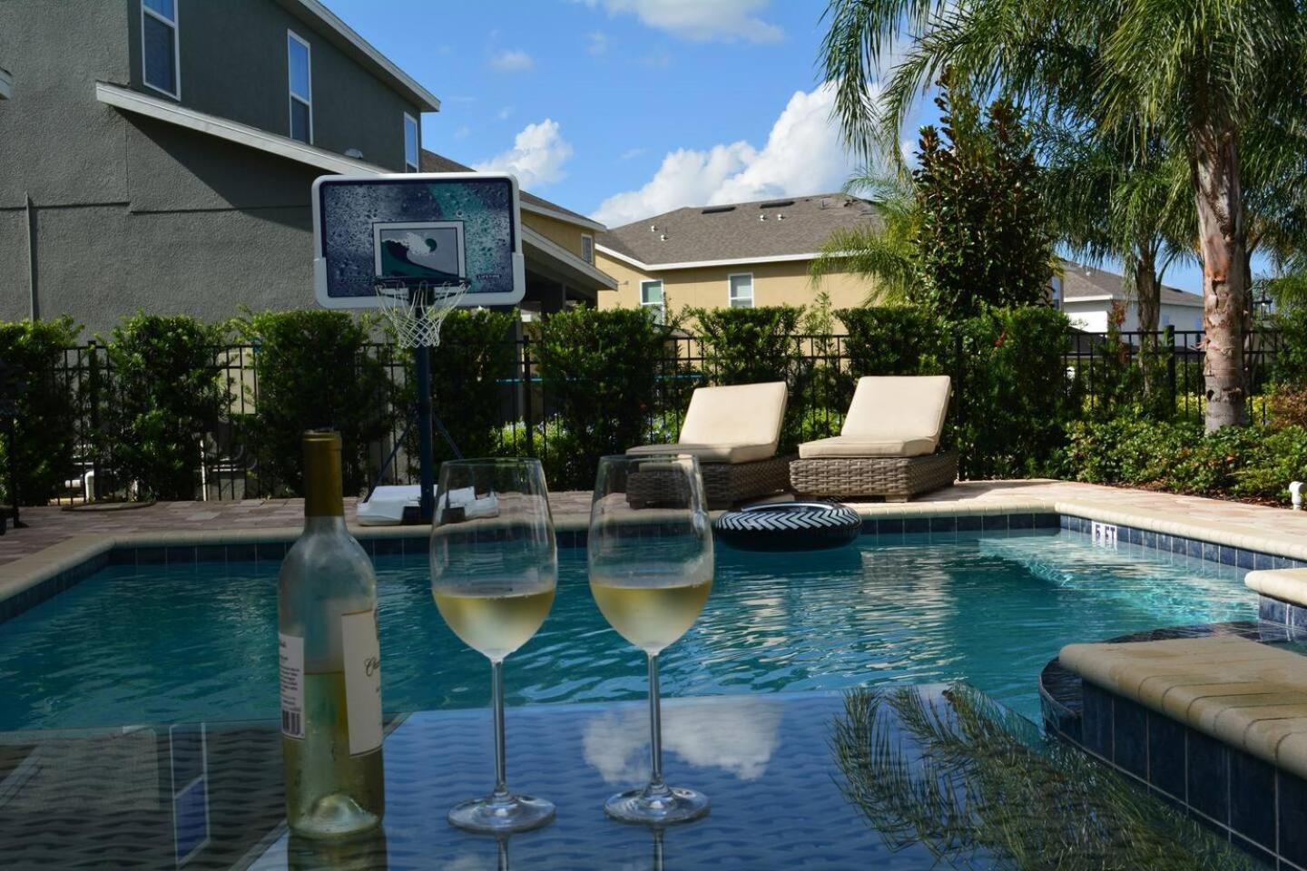 Reunion Encore W/ Pool Gameroom *