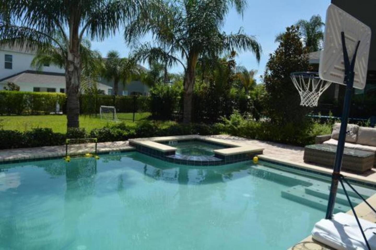 Reunion Encore W/ Pool Gameroom *