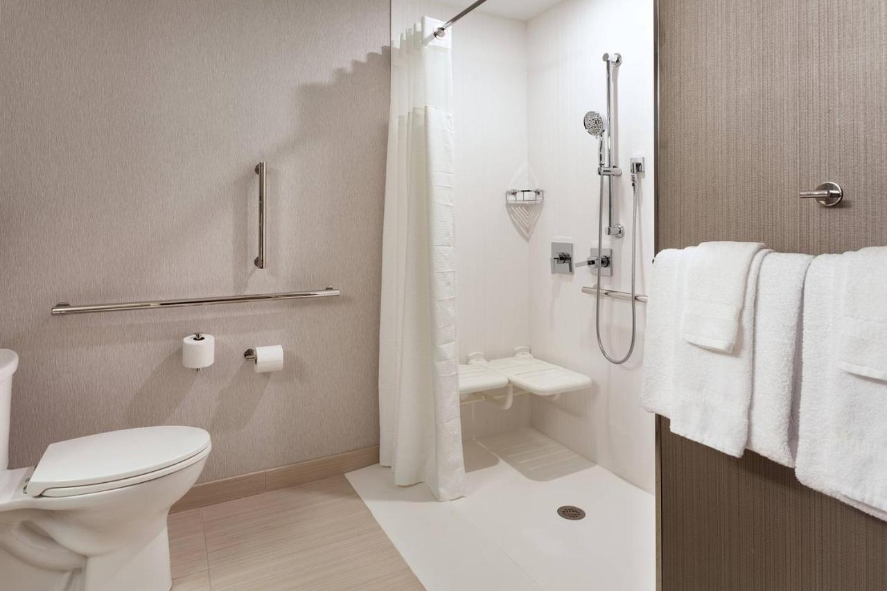Courtyard By Marriott Hotel Winter Haven