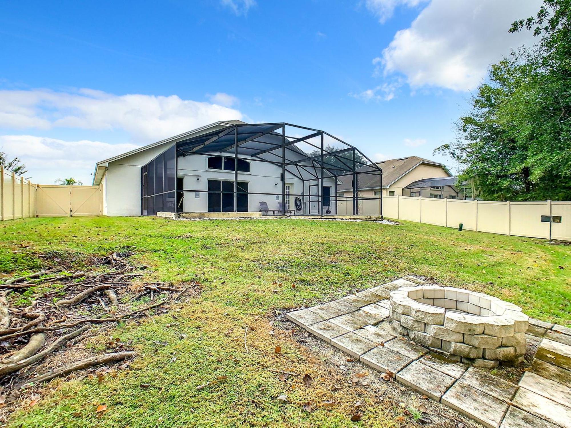 Casita Mi Encanto A Cozy & Spacious House, 4-bedroom 3-bath & Pool Holiday home Kissimmee