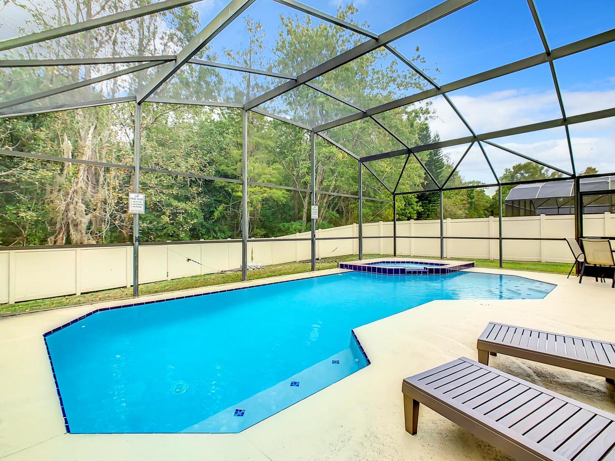 Casita Mi Encanto A Cozy & Spacious House, 4-bedroom 3-bath & Pool *