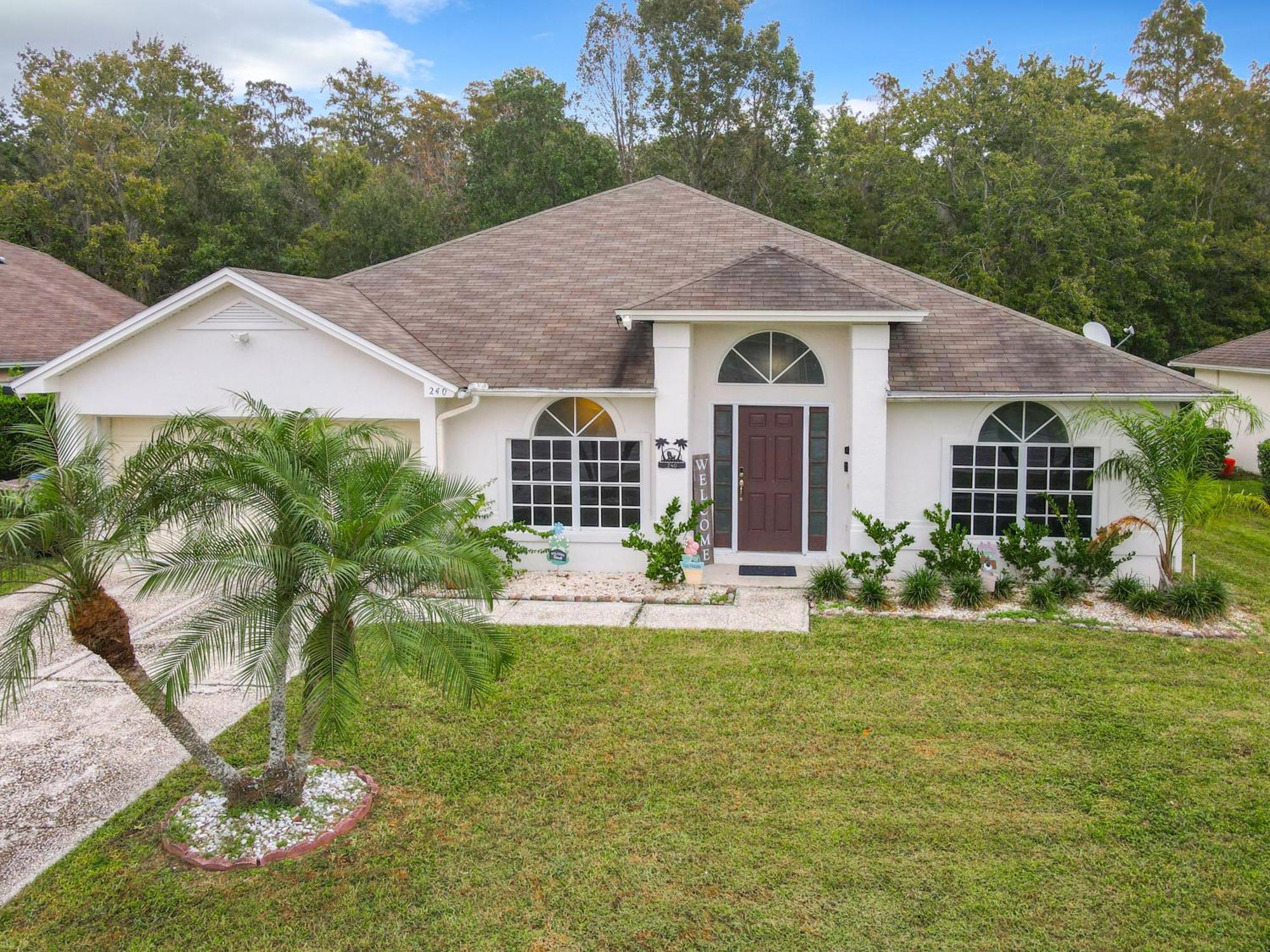 Casita Mi Encanto A Cozy & Spacious House, 4-bedroom 3-bath & Pool Kissimmee