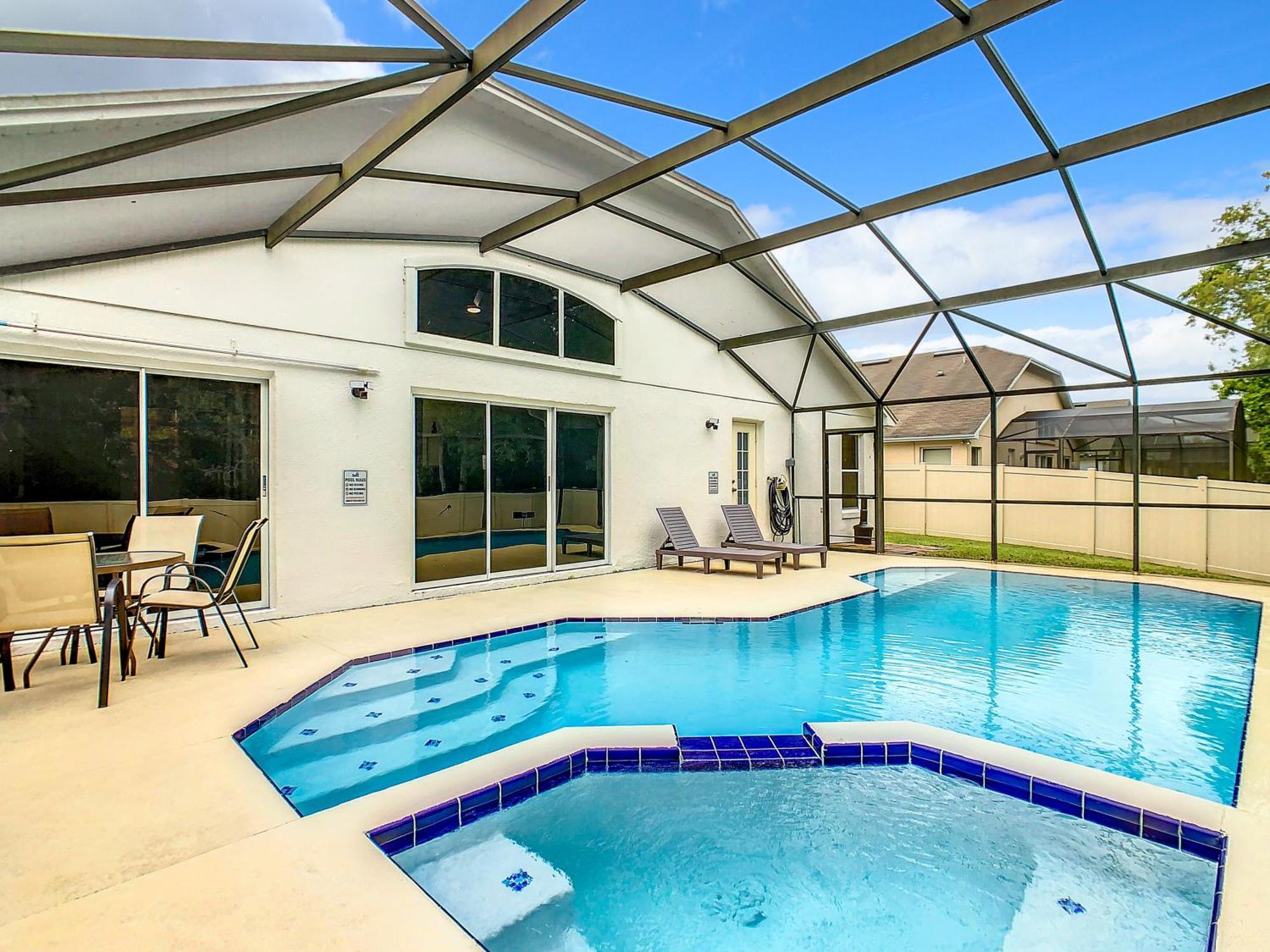 Casita Mi Encanto A Cozy & Spacious House, 4-bedroom 3-bath & Pool Kissimmee