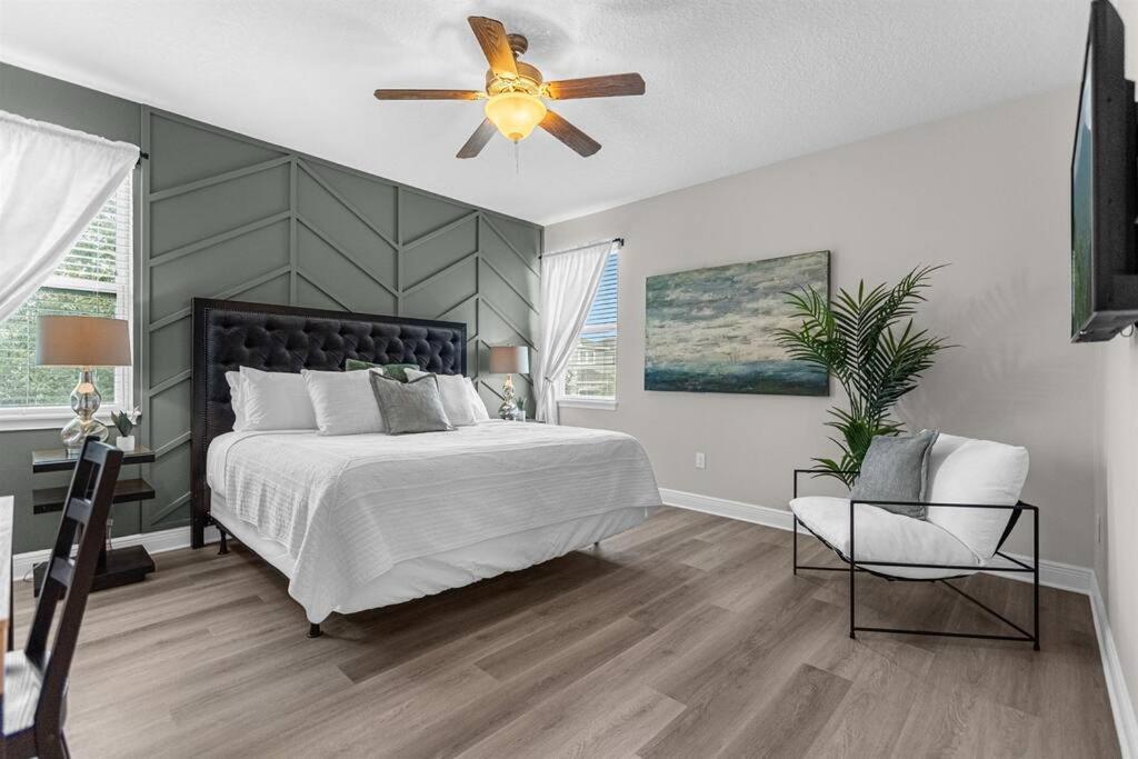 Villa 9 Ensuite Bedrooms Pool/spa/theater