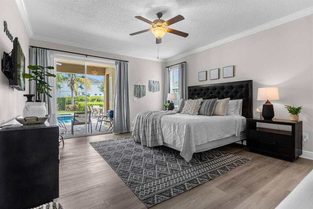 9 Ensuite Bedrooms Pool/spa/theater Orlando