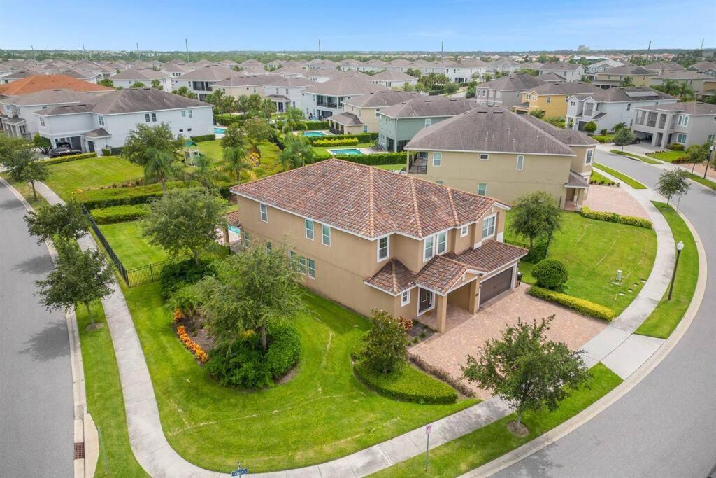 9 Ensuite Bedrooms Pool/spa/theater Orlando