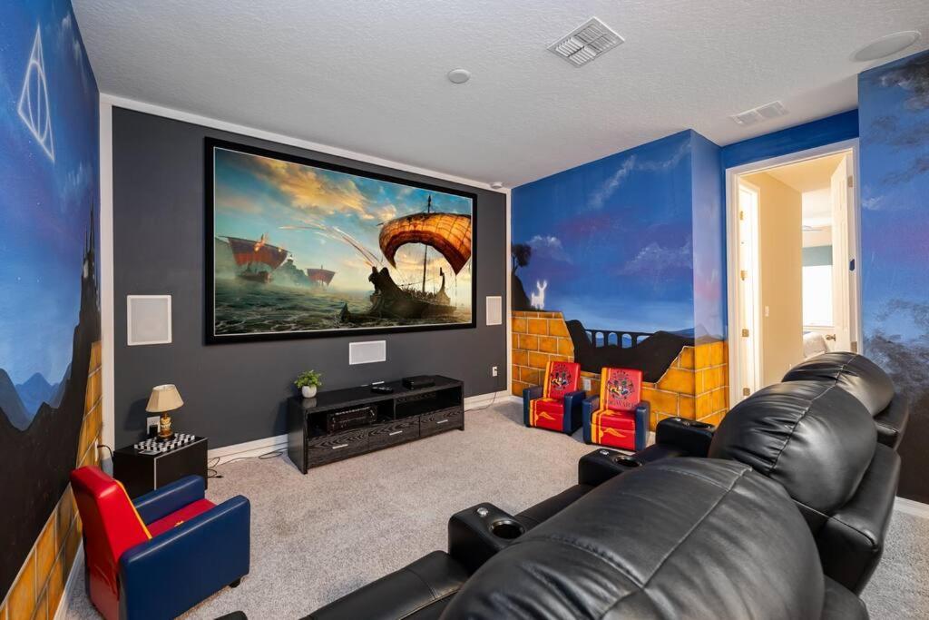 Heart Of 9br Villa, Pool, Theatre, Arcade Villa