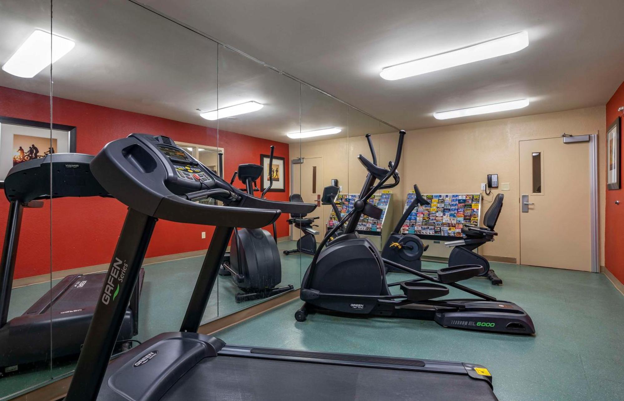 Extended America - Orlando - - 1776 Pembrook Dr
