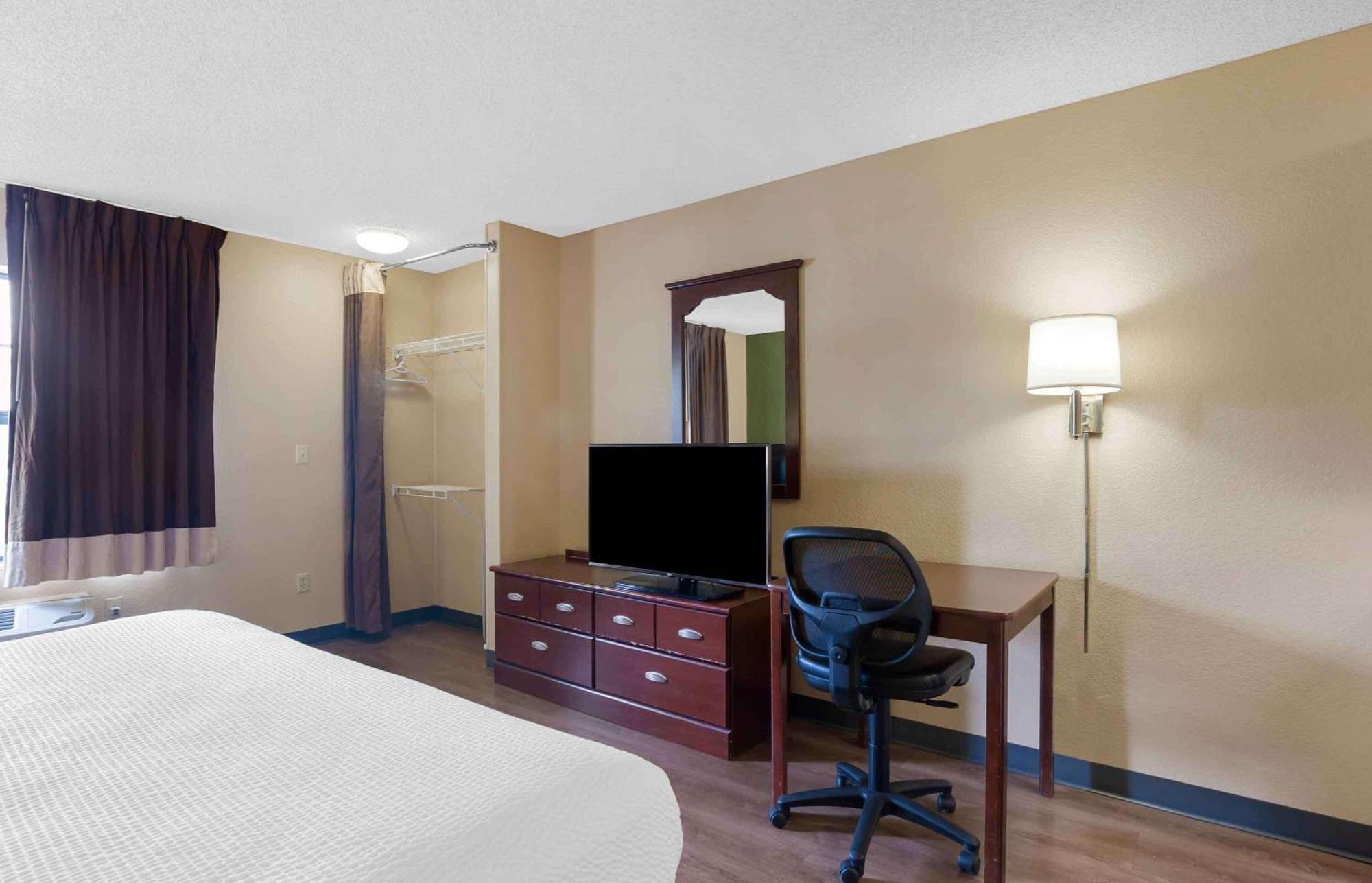 Extended America Select - Orlando - Maitland - 1760 Pembrook Dr Hotel