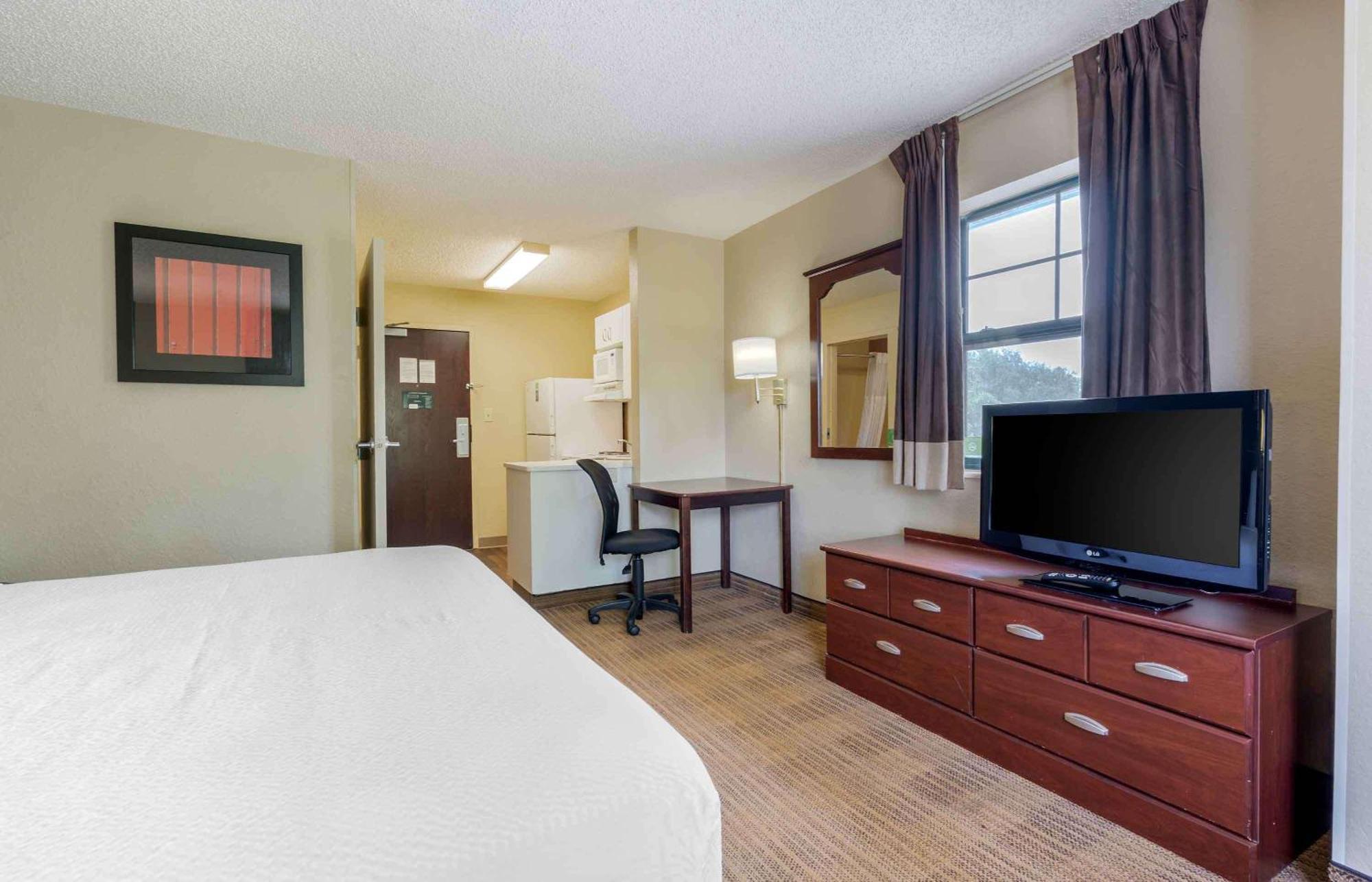 Extended America Select - Orlando - Maitland - 1760 Pembrook Dr