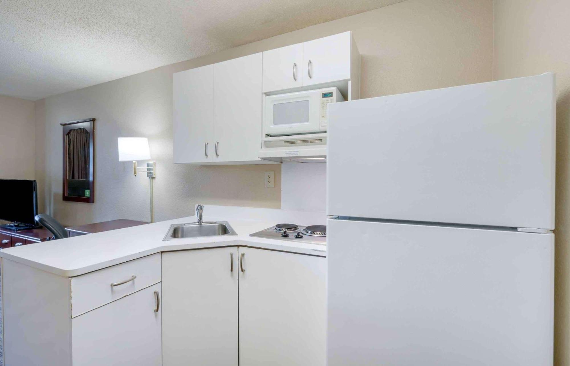 Extended America Select - Orlando - Maitland - 1760 Pembrook Dr 2* Altamonte Springs