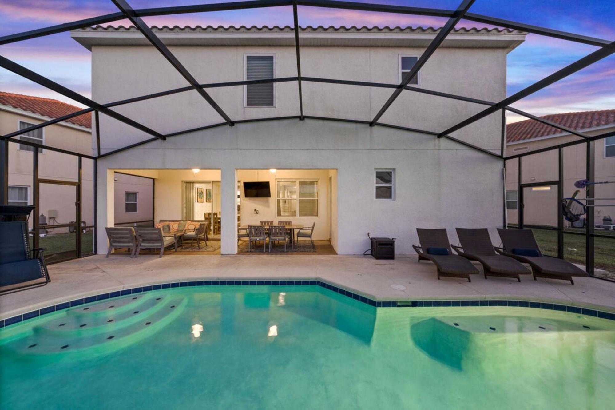 Fun-filled Retreat At Hacienda Paloma Holiday home *