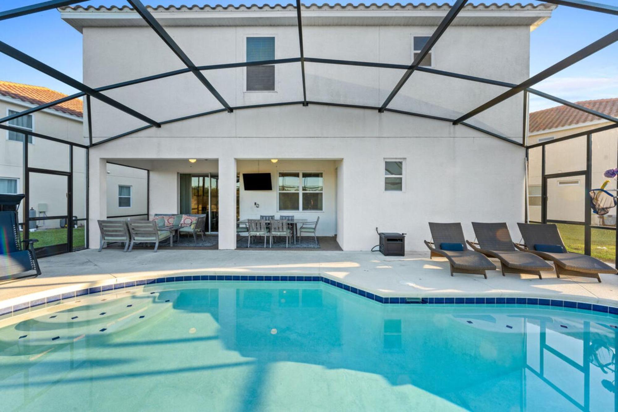 Fun-filled Retreat At Hacienda Paloma * Kissimmee