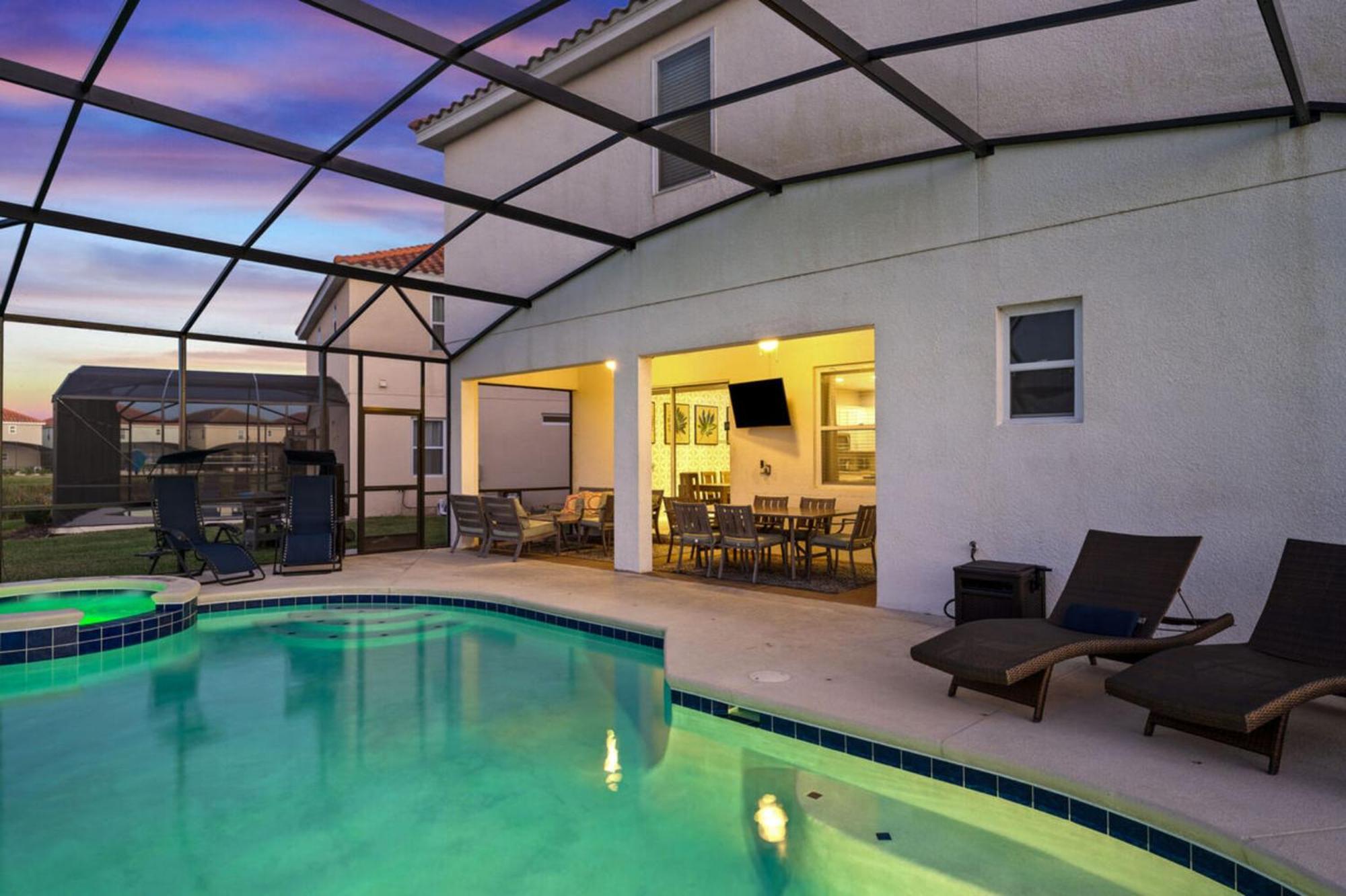 Fun-filled Retreat At Hacienda Paloma *