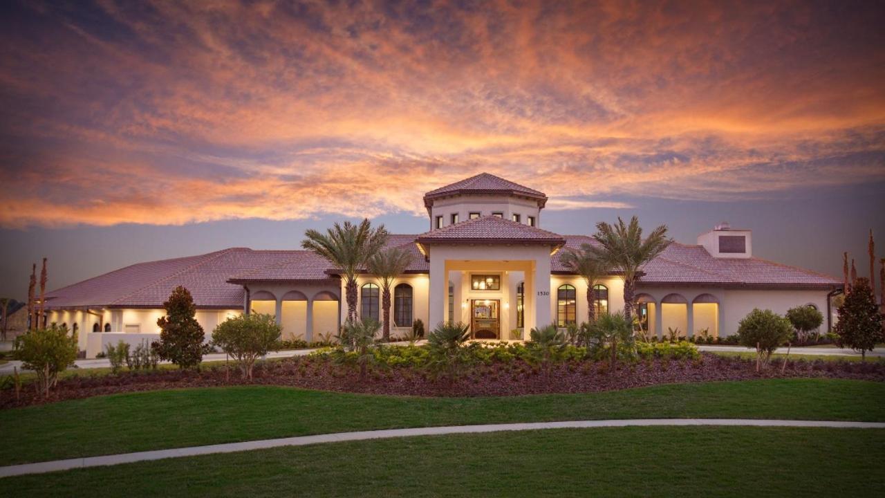 Champions Gate - 7 Bed 5 Baths Resort *