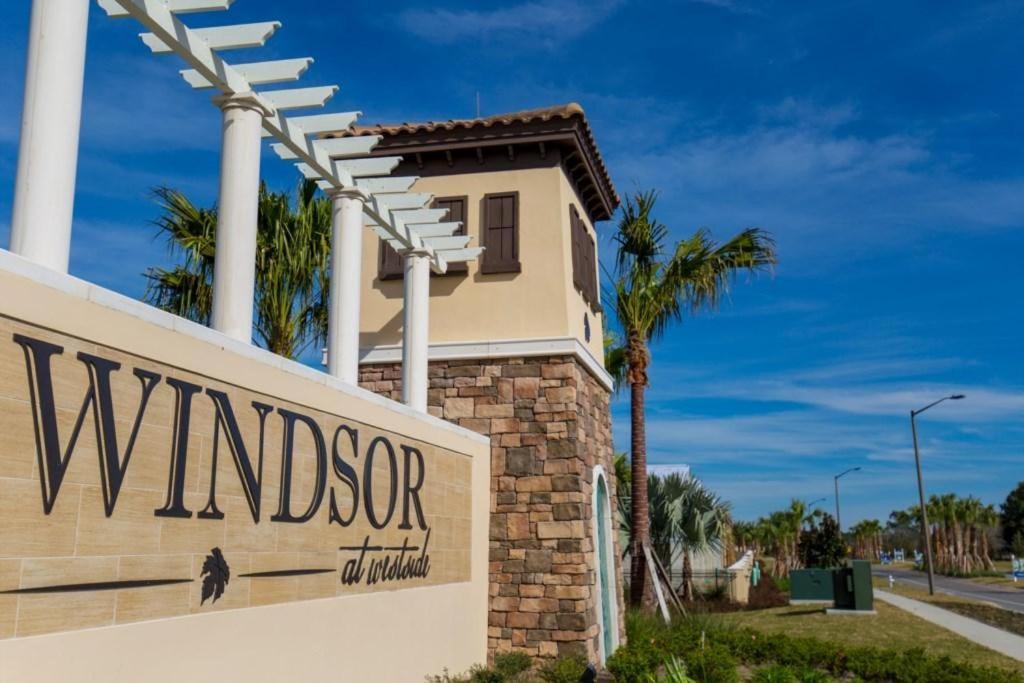 Bsv8919 - Gorgeous 5 Bedroom 4 Bath Townhome With Private Pool & Free Wifi Kissimmee