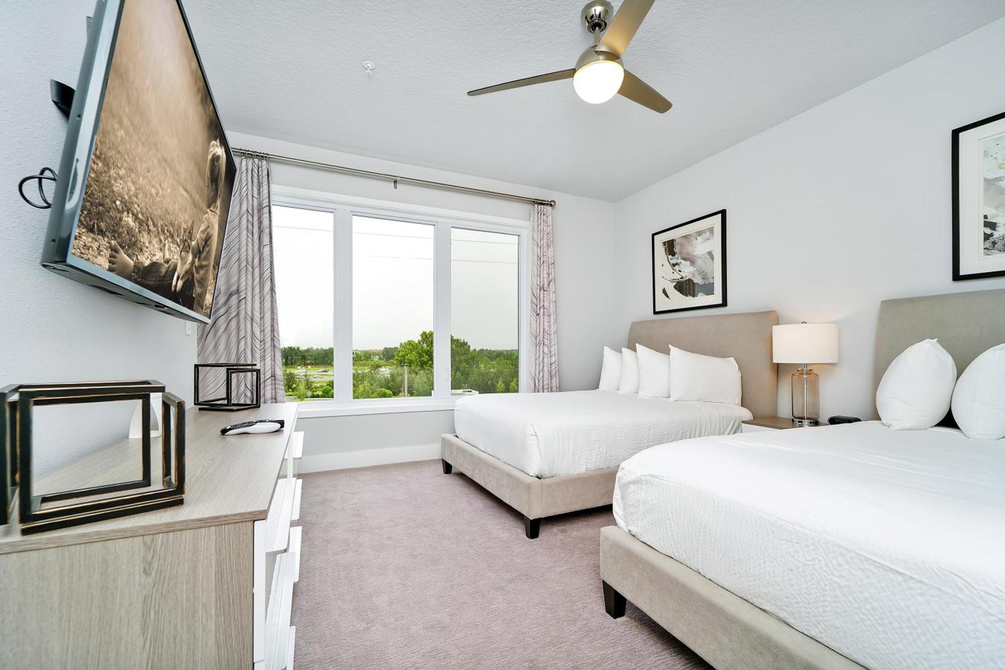 Spectrum Orlando And Water Parks, Ascend Collection Hotel Kissimmee