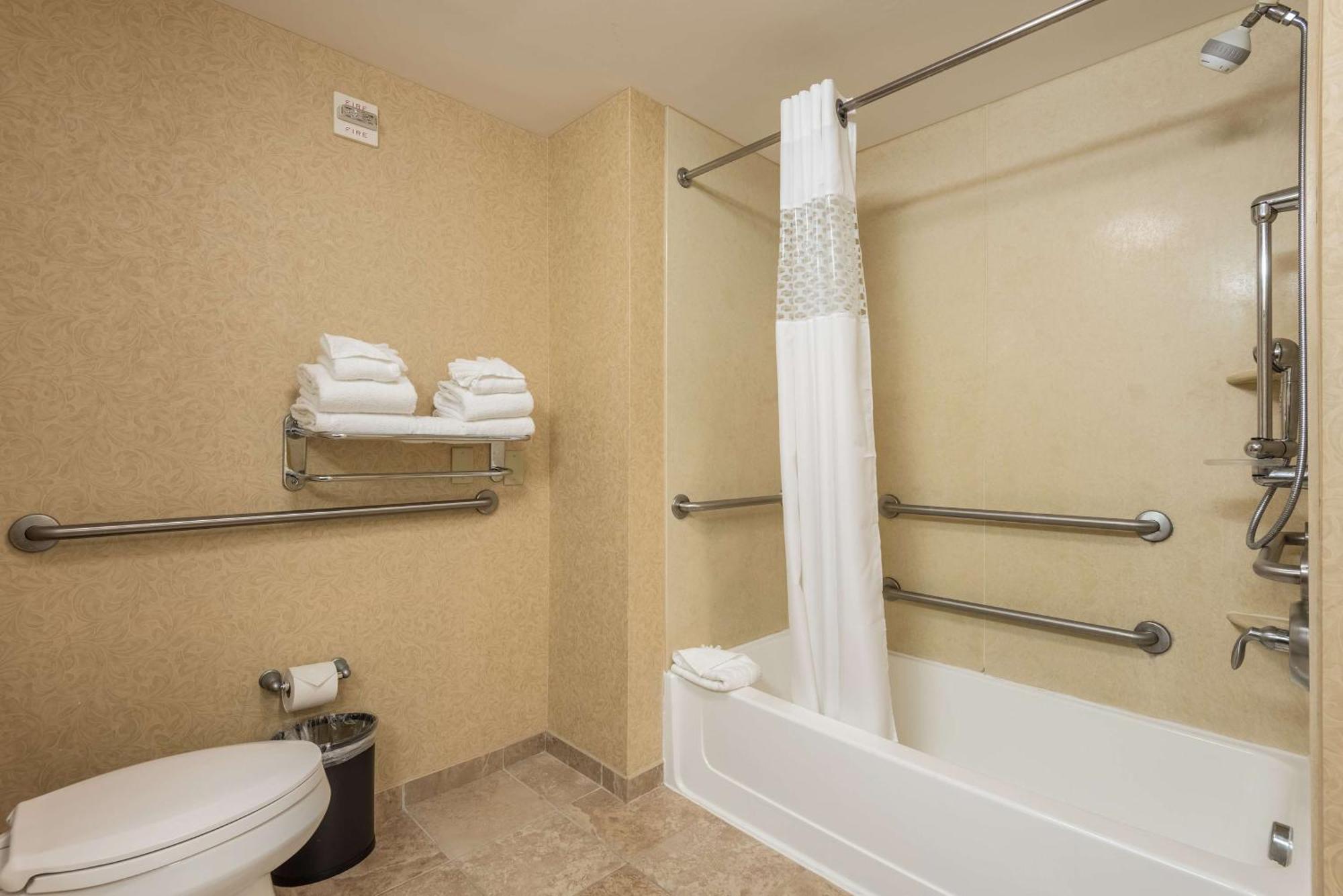 Hampton & Orlando-south Lake Buena Vista Hotel 3*