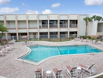 Days & By Wyndham Clermont