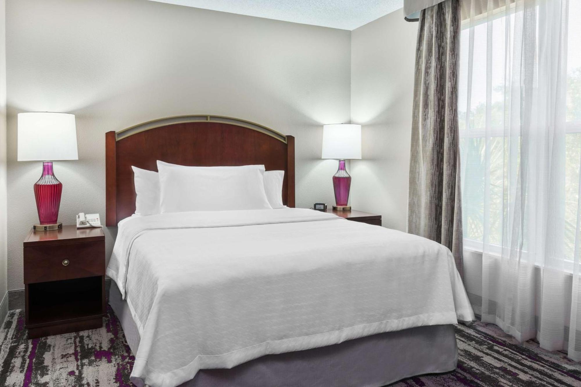 Homewood By Hilton Orlando-ucf Area Hotel