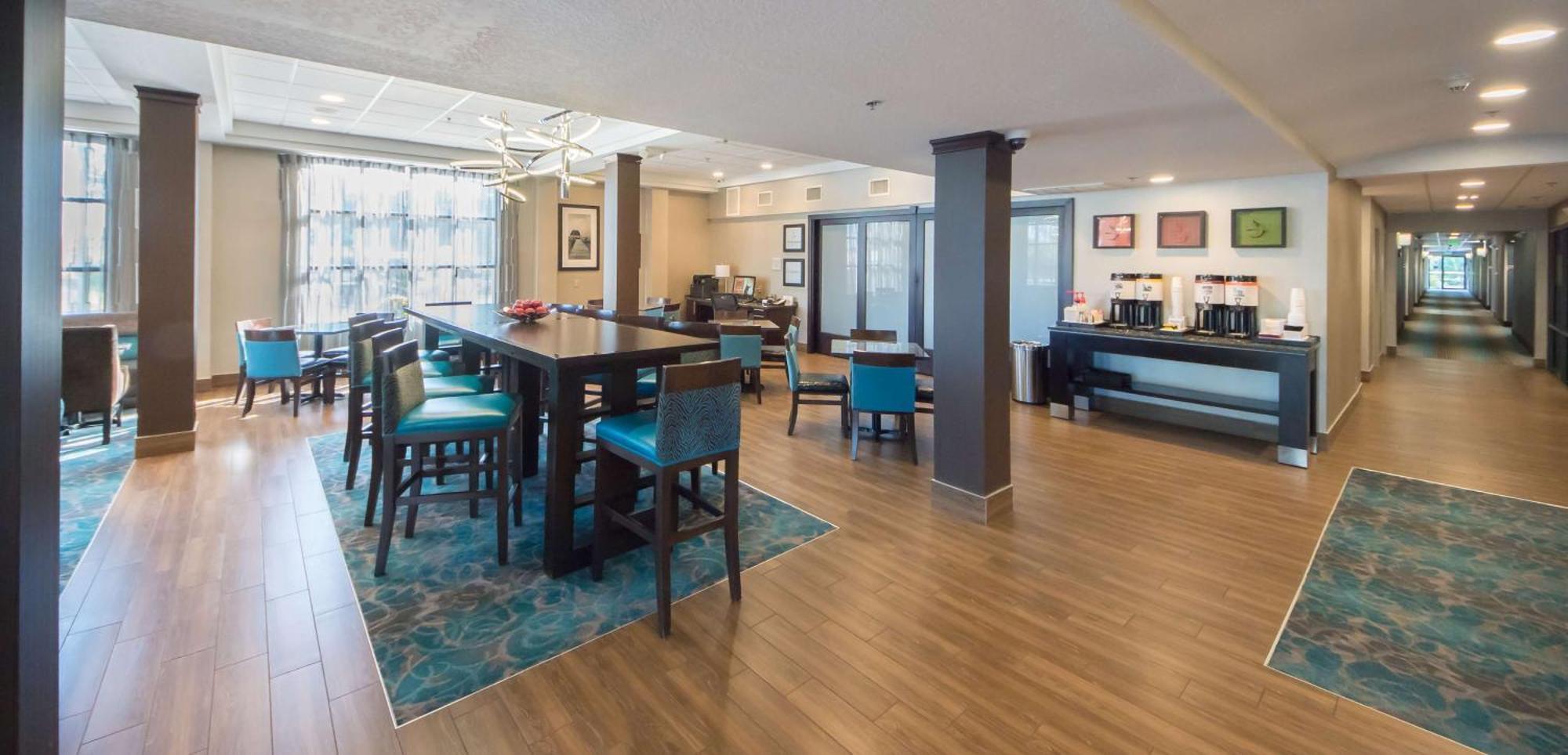 Hotel Hampton