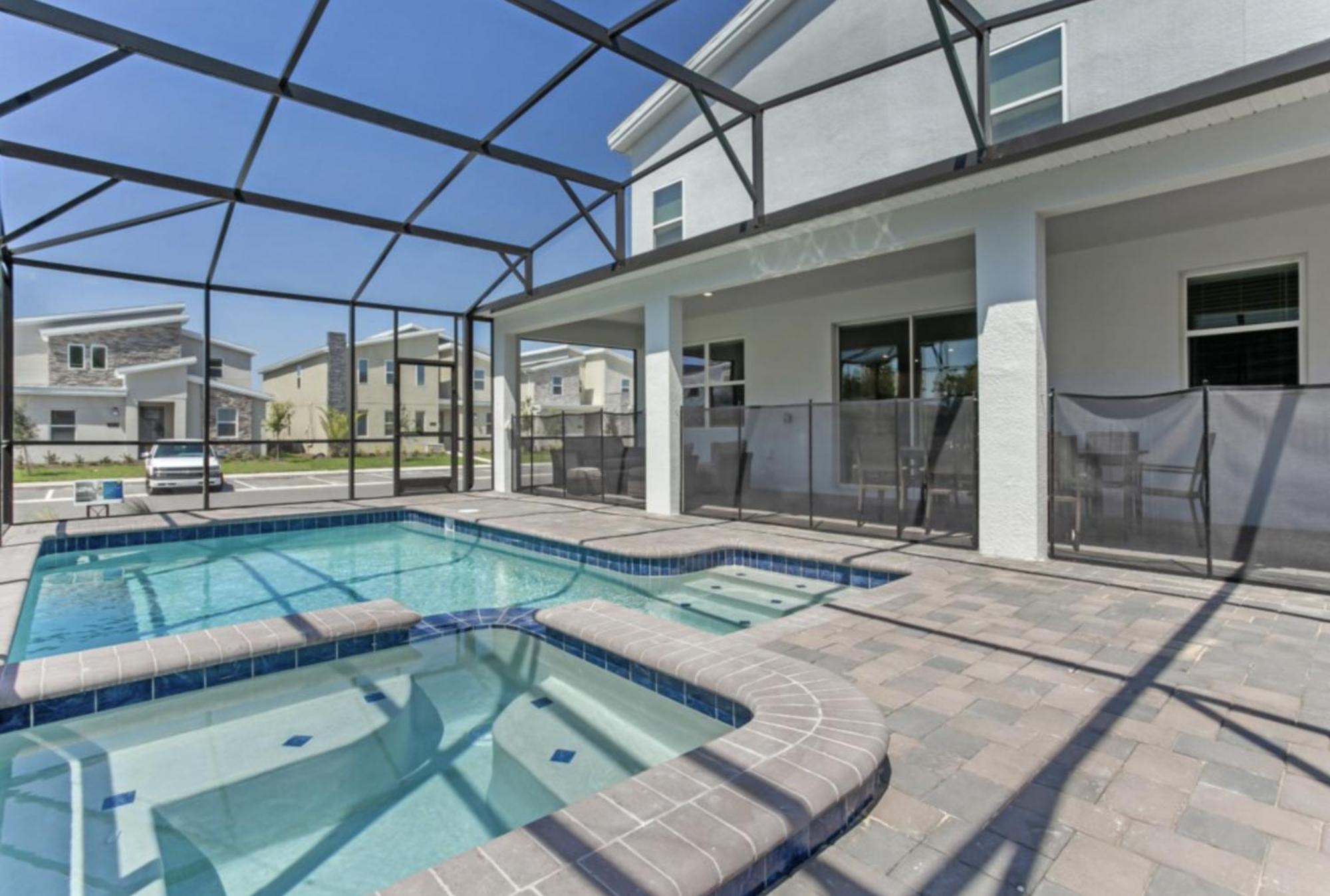 Great Dominic 20 People By Vacation * Kissimmee